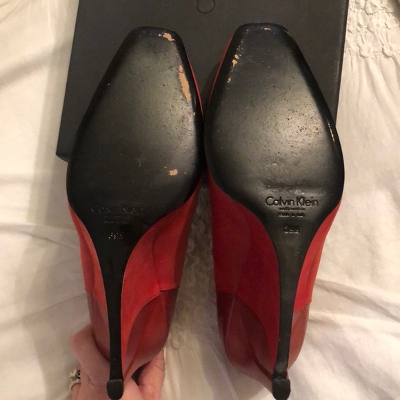 CALVIN KLEIN COLLECTION HEELS - Picture 5 of 8